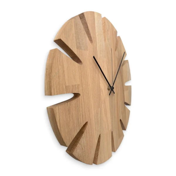 Monstera Leaf Silent Oak Wall Clock – Natural Artistry