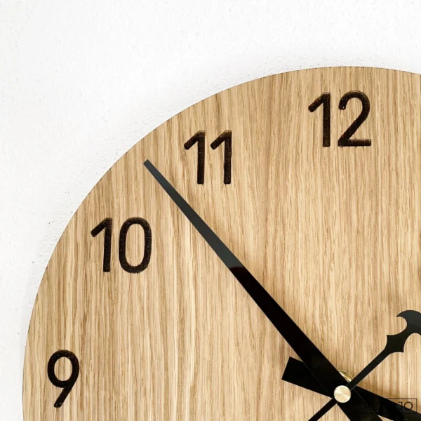 Silent Modern Oak Wooden Wall Clock - Handcrafted Elegance